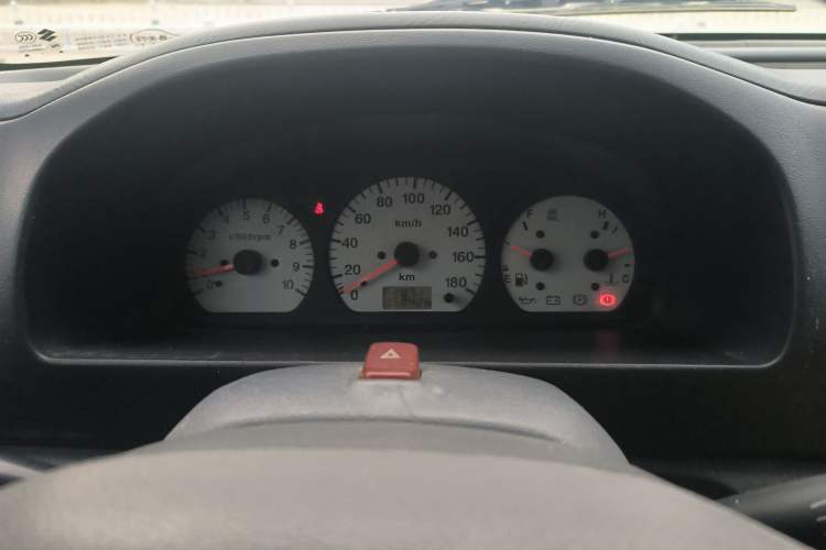 Used Suzuki Wagon R 2013 Venture Edition 1.0L Manual - Practical Model 3