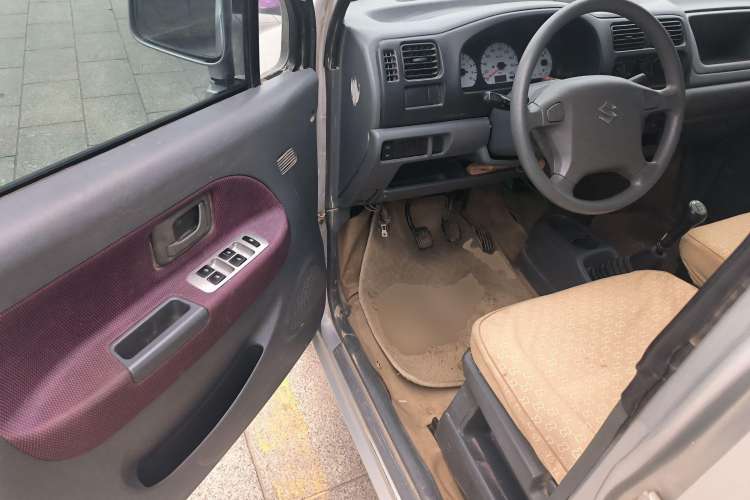 Used Suzuki Wagon R 2013 Venture Edition 1.0L Manual - Practical Model 3