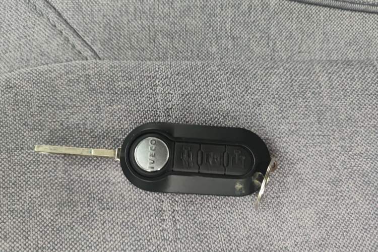 Used Iveco  2021 2.0T Manual Super Rui Short Wheelbase Low-Roof Manual Door F1A
