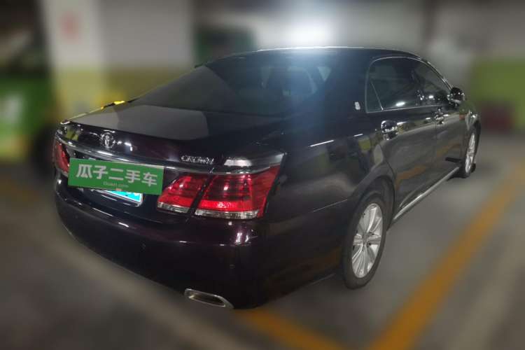 Used Toyota Crown 2012 2.5L Royal Leather Edition
