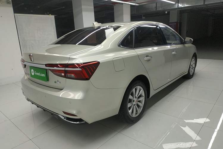 Used Roewe i6 New Energy 2017 45T Hybrid Connect & Smart Enjoyment Edition Rear Right 45 Deg