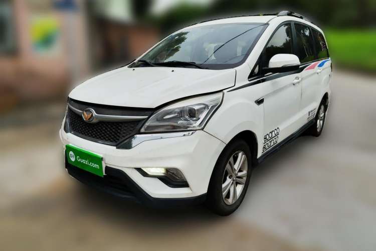 Used HYOSOW H3 2015 1.5L manual luxury version