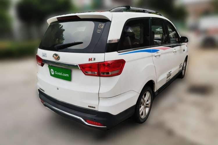 Used HYOSOW H3 2015 1.5L manual luxury version