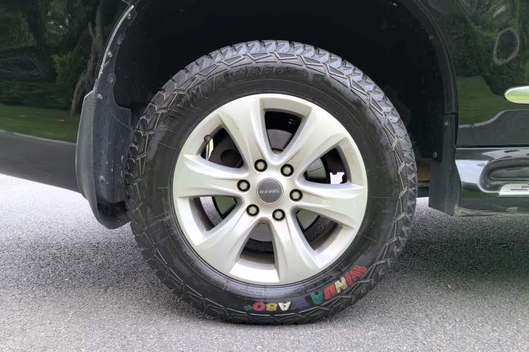 Used Haval H9 2015 2.0T Four-Wheel Drive Luxury 7-Seater
