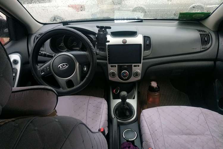 Used Kia Forte 2011 1.6L MT GL
