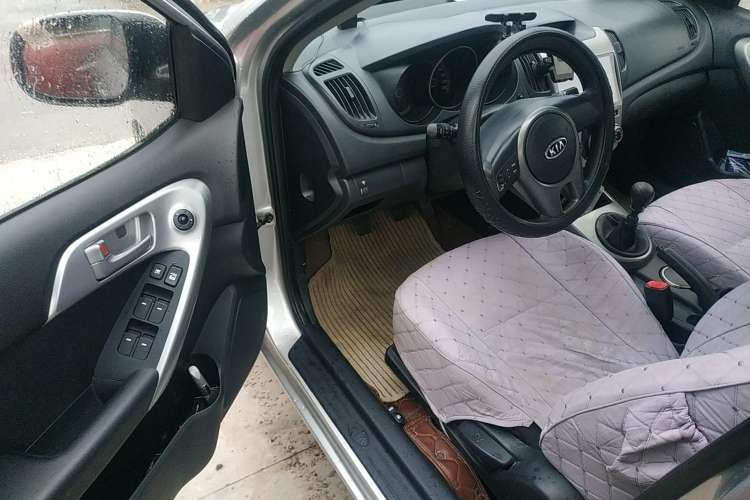 Used Kia Forte 2011 1.6L MT GL
