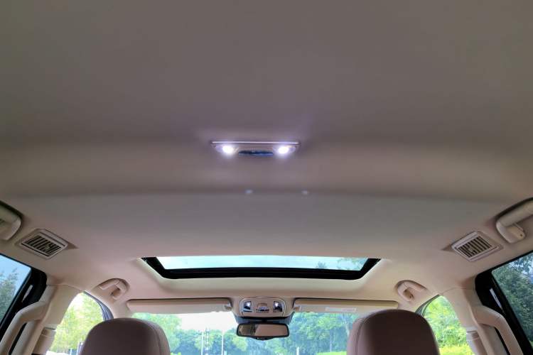 Used Haval H9 2015 2.0T Four-Wheel Drive Luxury 7-Seater
