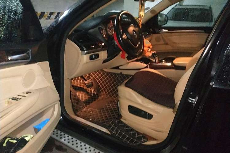 Used BMW X6 2009 xDrive35i
