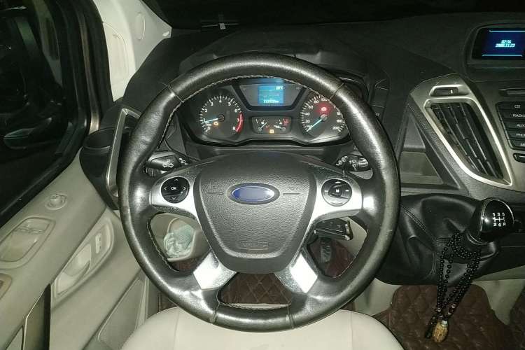 Used Ford Tourneo Custom 2016 2.0T Manual Elite Edition