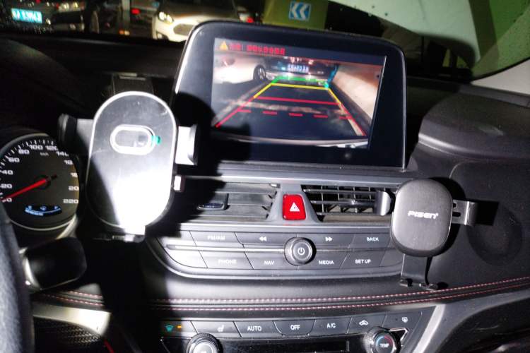 Used JAC Refine S3 2017 1.6L Manual Luxury Smart Model Audio And AC Panel