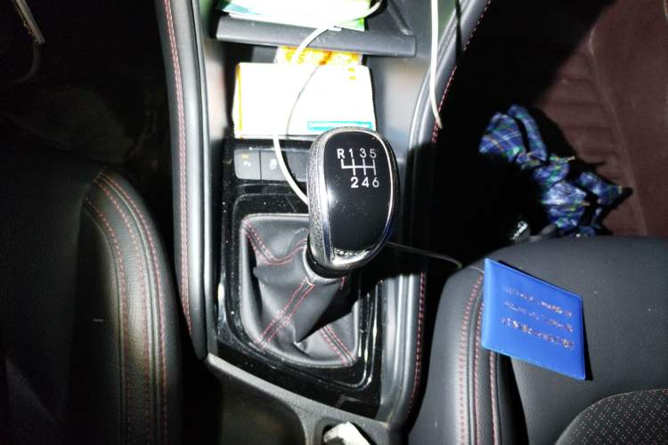 Used JAC Refine S3 2017 1.6L Manual Luxury Smart Model Gear Lever