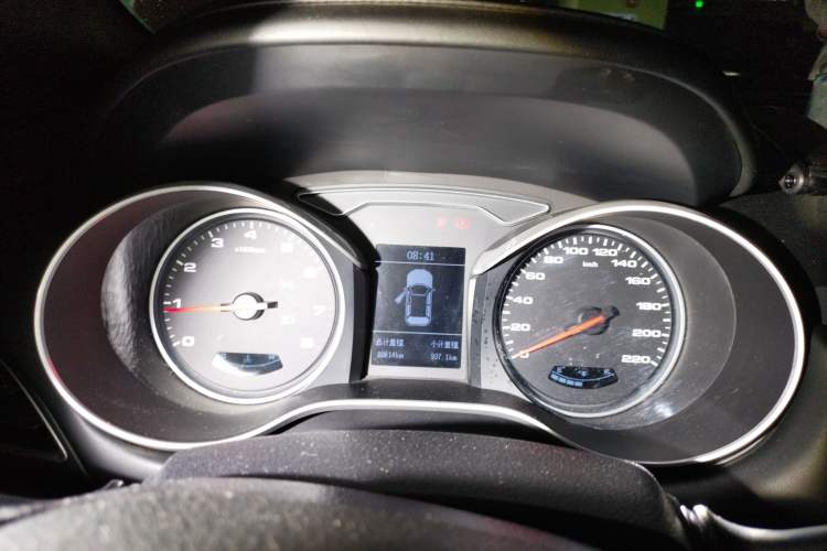 Used JAC Refine S3 2017 1.6L Manual Luxury Smart Model Instrument Cluster