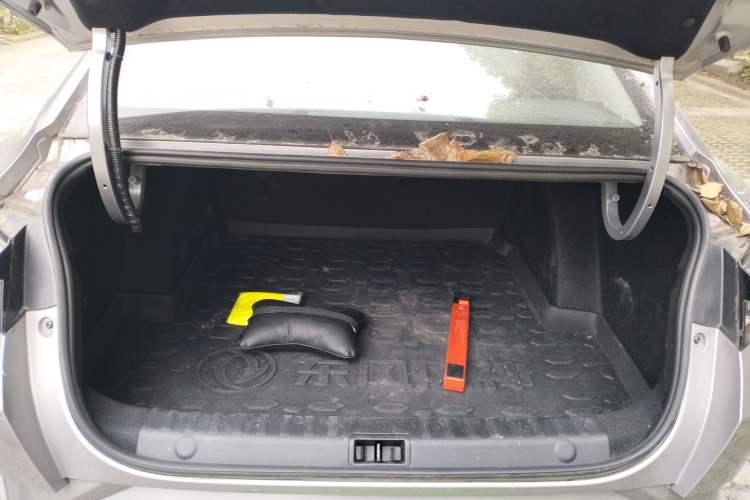 Used Dongfeng Aeolus Yixuan 2021 230T Automatic Dream-Chasing Edition