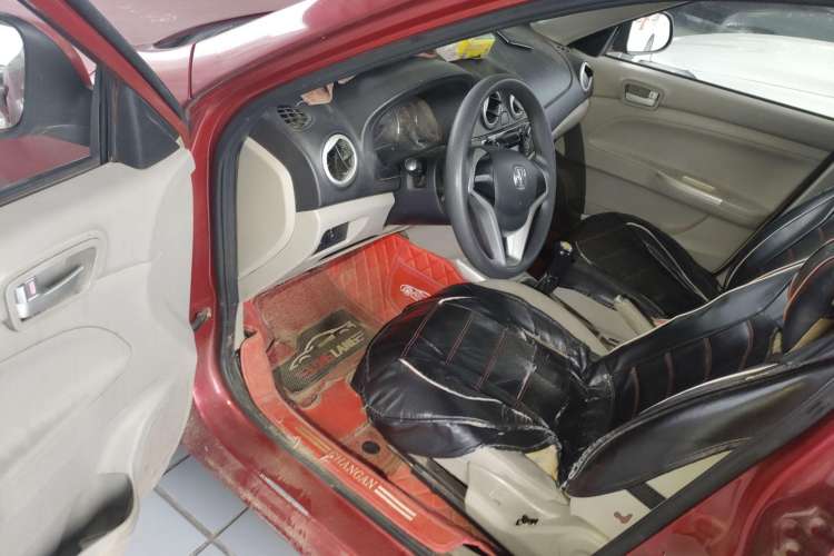 Used Changan Alsvin V3 2012 1.3L Manual Comfort Version China IV Standard
