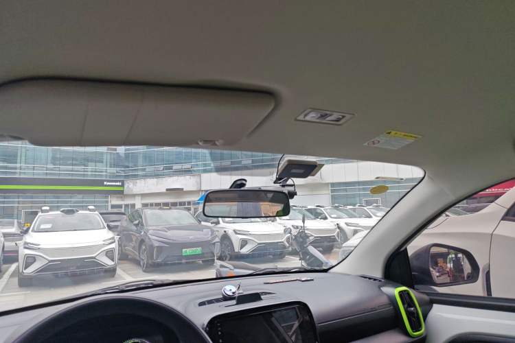 Used Roewe Clever 2021 302km All-Round Version
