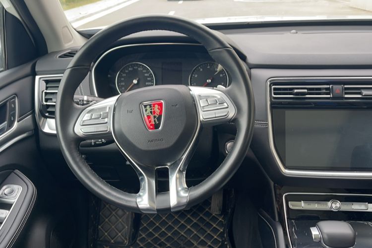 Used Roewe RX8 2019 30T Two-Wheel Drive Supreme Flagship Edition
