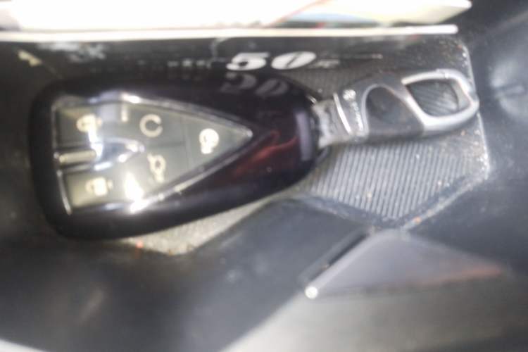 Used Oshan Z6 2022 Blue Whale 1.5T DCT Smart Navigation Model
