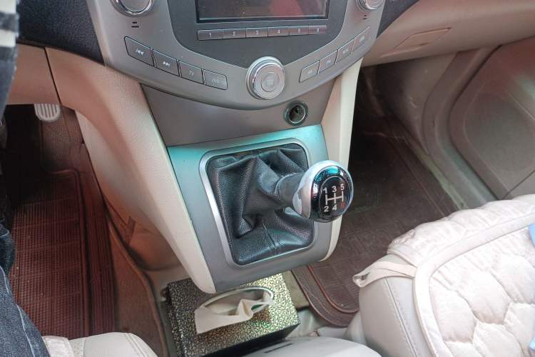 Used BYD S6 2011 2.0L Manual Luxury Version