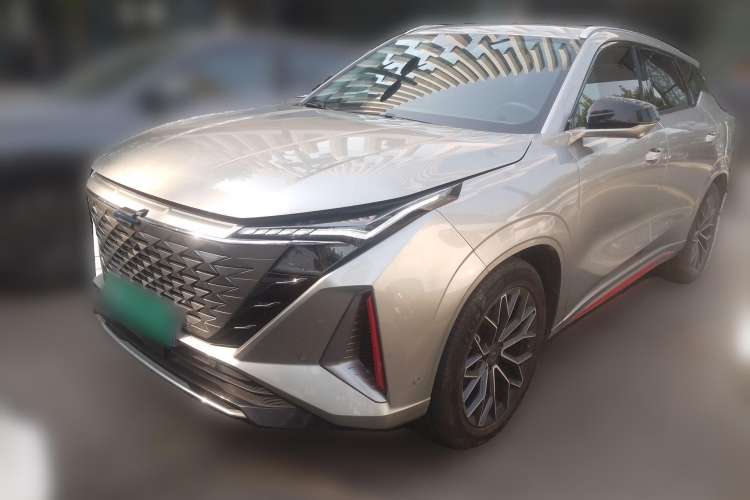 Used Oshan Z6 2022 Blue Whale 1.5T DCT Smart Navigation Model