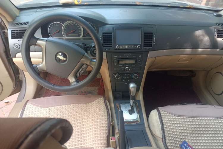 Used Chevrolet Epica 2012 1.8 Comfort Edition AT Center Console