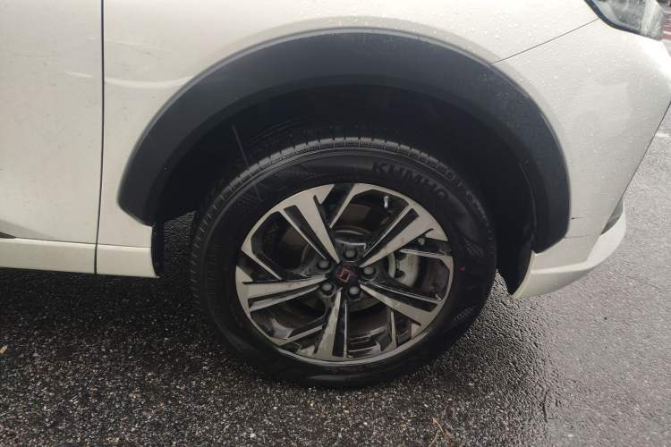 Used SOL QX 2021 300T DCT Deluxe Smart Connectivity Version
