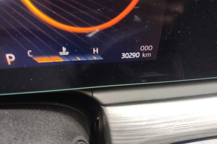 Used SOL QX 2021 300T DCT Deluxe Smart Connectivity Version
