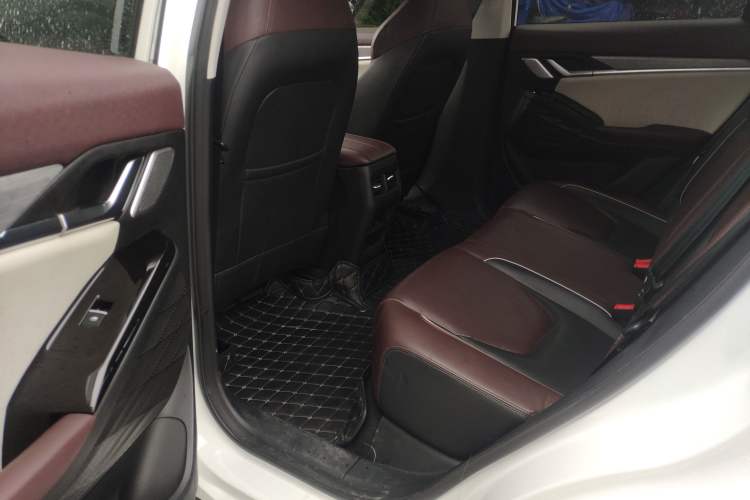 Used SOL QX 2021 300T DCT Deluxe Smart Connectivity Version
