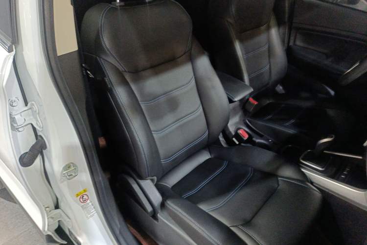 Used BYD Yuan New Energy 2018 EV360 Smart Connect Cool Edition Right Front Seat