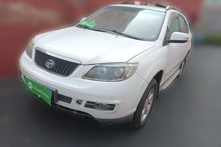 Used BYD S6 2011 2.0L Manual Luxury Version
