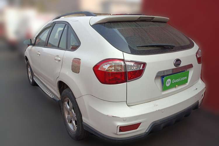 Used BYD S6 2011 2.0L Manual Luxury Version