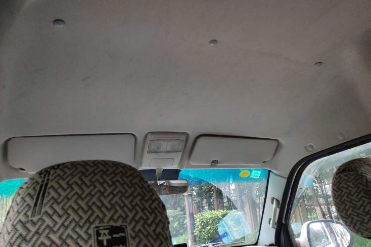 Used Jinbei New Hiace S 2021 1.5L Wealth Central Air-Conditioned Bus China VI Standard Model SWC15M Headliner