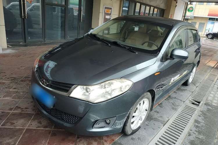 Used Chery Fengyun 2 2013 Hatchback 1.5L Manual Kuaiyi Edition