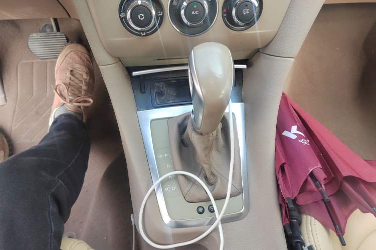 Used DS 5LS 2015 1.6T Comfort Edition THP160
