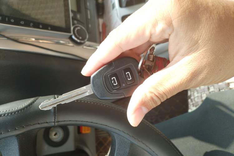 Used Foton Scenic G5 2020 2.0L Long-Wheelbase Flat-Roof 10-Seater Multi-Purpose Passenger Vehicle 1TZS
