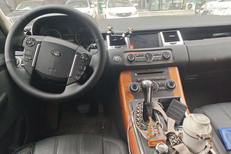 Used Land Rover Range Sport 2011 3.0 TDV6 Diesel Version
