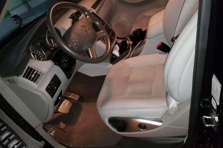 Used Mercedes-Benz R-Class 2014 R 320 4MATIC Business Model