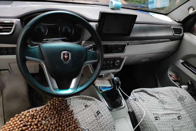 Used Jinbei New Hiace S 2021 1.5L Wealth Central Air-Conditioned Bus China VI Standard Model SWC15M Center Console