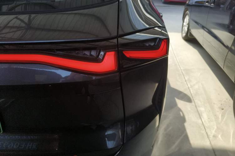 Used Oshan Z6 New Energy 2023 ZhiDian iDD 150KM Flagship PLUS Smart Parking Edition
