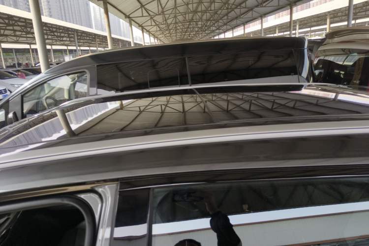 Used Oshan Z6 New Energy 2023 ZhiDian iDD 150KM Flagship PLUS Smart Parking Edition
