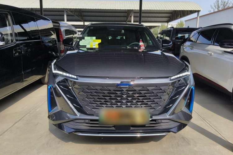 Used Oshan Z6 New Energy 2023 ZhiDian iDD 150KM Flagship PLUS Smart Parking Edition
