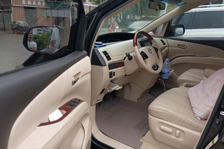 Used Toyota Previa 2012 2.4L 7-Seater Luxury Edition
