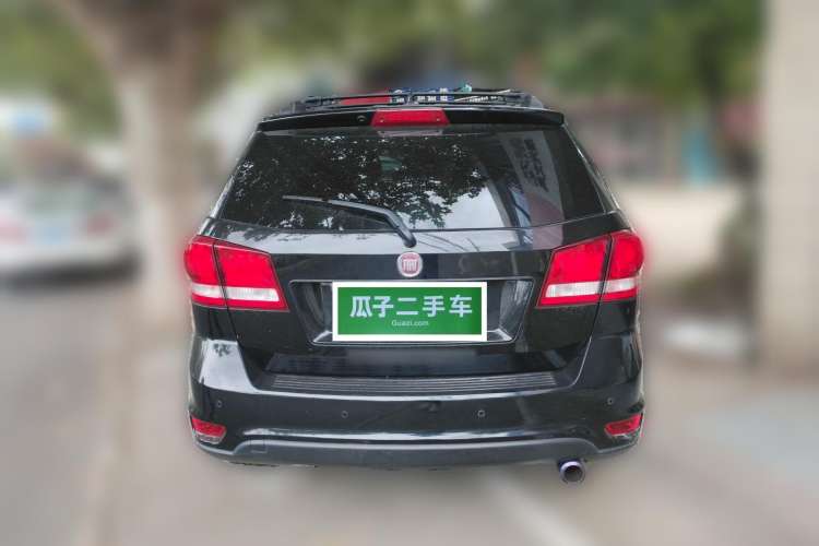 Used Fiat Freemont 2012 2.4L Luxury Edition
