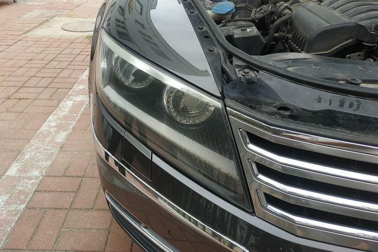 Used Volkswagen Phaeton 2011 3.6L V6 4-Seater Extended-Length Individual Edition
