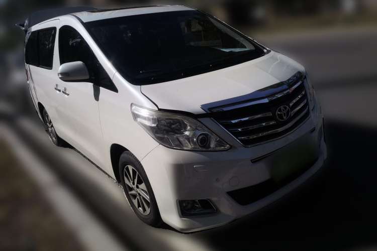 Used Toyota Alphard 2012 3.5L Luxury Edition
