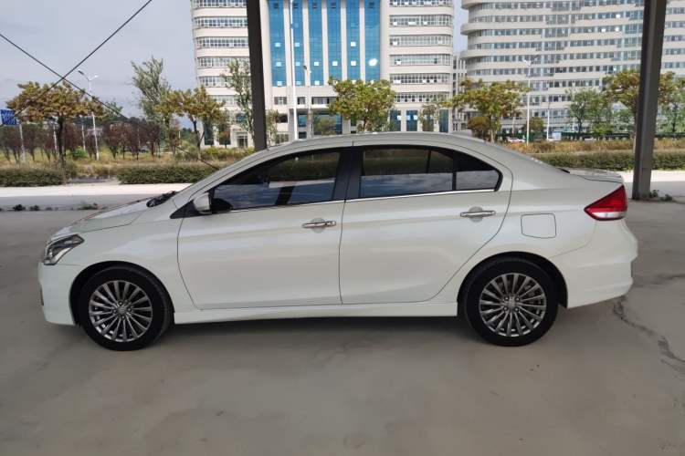 Used Suzuki Alivio 2015 1.6L Automatic Enjoyment Model
