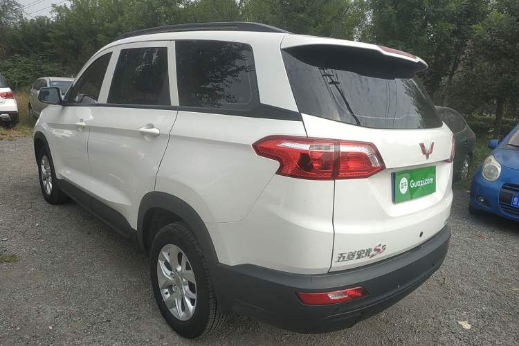 Used Wuling Hongguang S3 2019 1.5L Manual Standard Version China VI Standard
