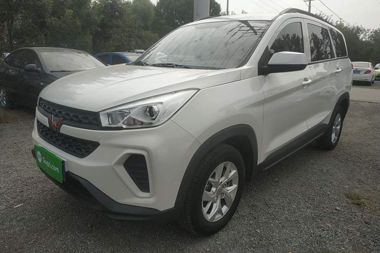 Used Wuling Hongguang S3 2019 1.5L Manual Standard Version China VI Standard