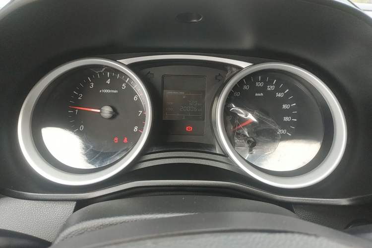 Used Wuling Hongguang S3 2019 1.5L Manual Standard Version China VI Standard
