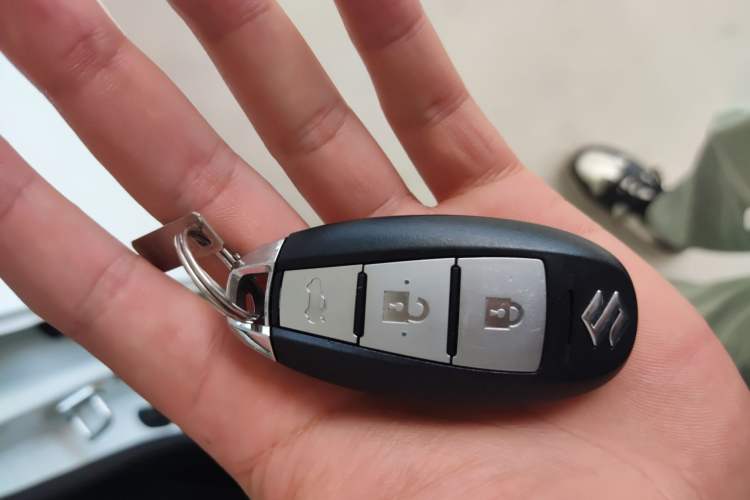 Used Suzuki Alivio 2015 1.6L Automatic Enjoyment Model
