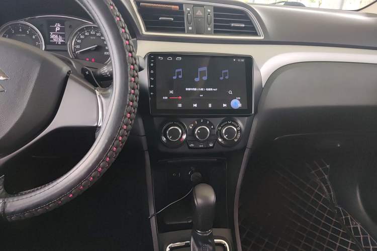 Used Suzuki Alivio 2015 1.6L Automatic Enjoyment Model
